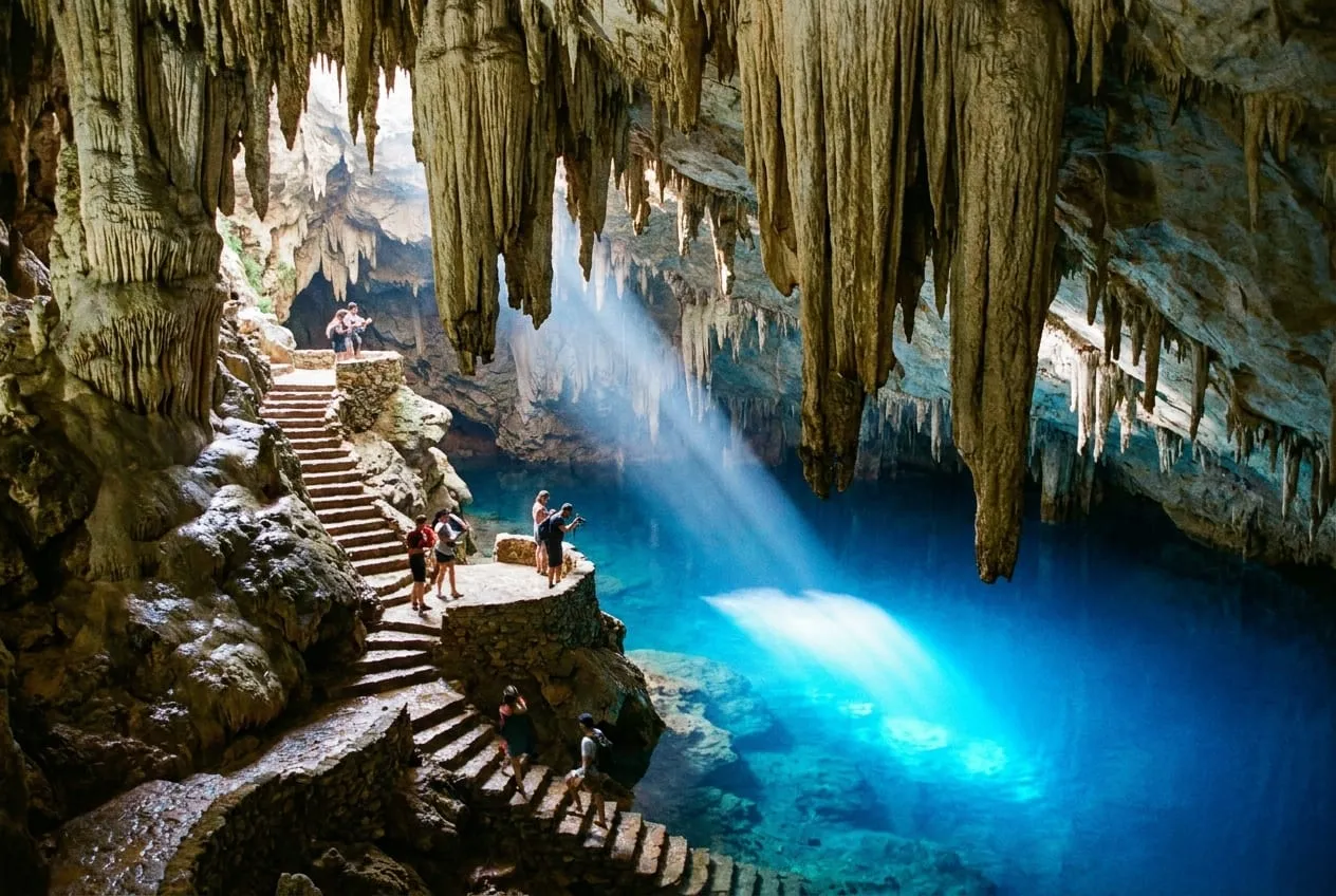 Gruta do Lago Azul em bonito